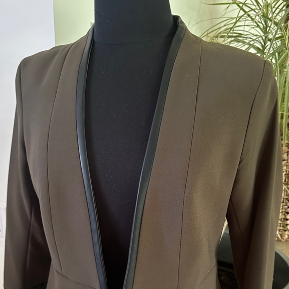 H&M Army Green Blazer with Faux Leather Black Trim detailing Size 12 - Picture 3 of 8